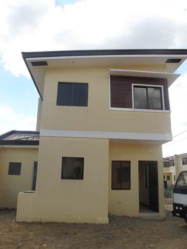 FOR SALE: House Rizal 2