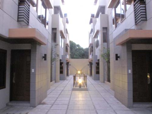 FOR SALE: Apartment / Condo / Townhouse Quezon