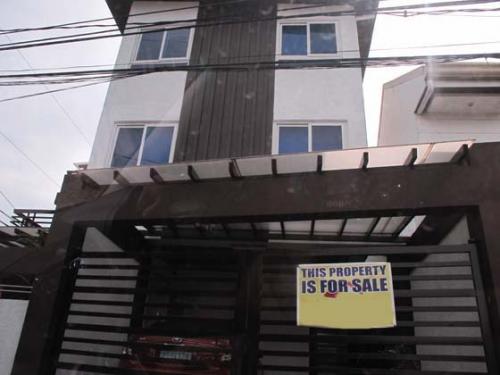 FOR SALE: House Manila Metropolitan Area