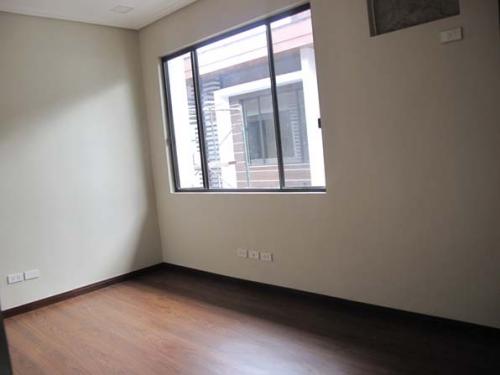 FOR SALE: Apartment / Condo / Townhouse Quezon 7