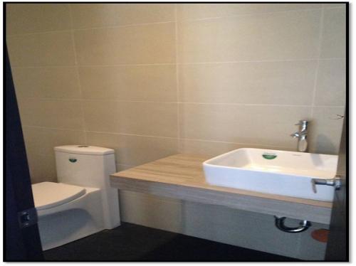 FOR SALE: Apartment / Condo / Townhouse Quezon 1