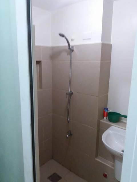 FOR RENT / LEASE: Apartment / Condo / Townhouse Manila Metropolitan Area > Makati 6