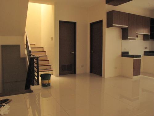 FOR SALE: Apartment / Condo / Townhouse Manila Metropolitan Area > Quezon