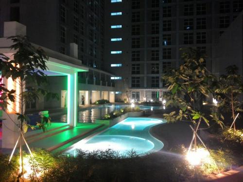 FOR RENT / LEASE: Apartment / Condo / Townhouse Manila Metropolitan Area > Makati 6