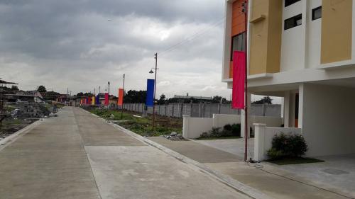FOR SALE: Apartment / Condo / Townhouse Manila Metropolitan Area > Marikina