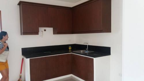 FOR SALE: Apartment / Condo / Townhouse Manila Metropolitan Area > Marikina 5