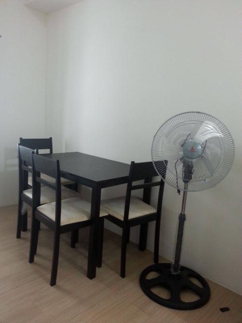 FOR RENT / LEASE: Apartment / Condo / Townhouse Manila Metropolitan Area > Makati 1