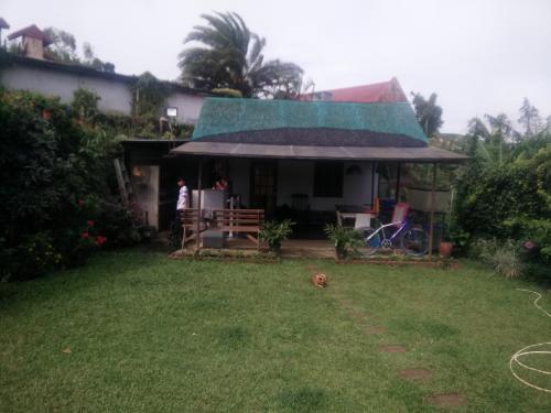 FOR SALE: House Tagaytay