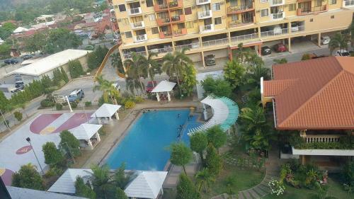 FOR SALE: Apartment / Condo / Townhouse Davao 2