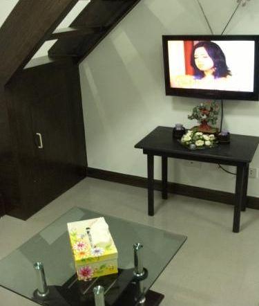 FOR RENT / LEASE: Apartment / Condo / Townhouse Manila Metropolitan Area > Manila 1