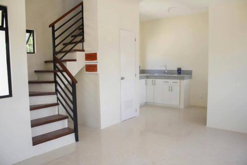 FOR SALE: Apartment / Condo / Townhouse Cebu > Cebu City 3