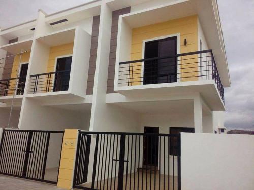 FOR SALE: Apartment / Condo / Townhouse Manila Metropolitan Area > Quezon