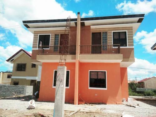 FOR SALE: House Rizal