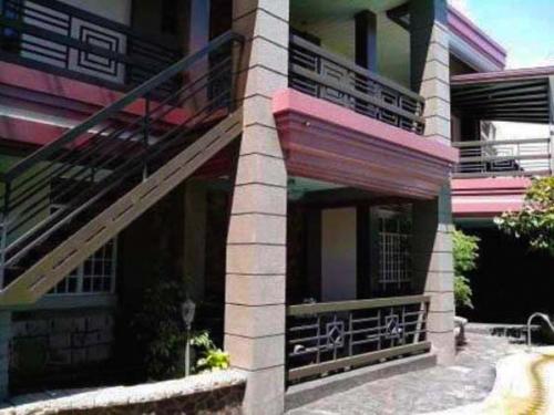 FOR SALE: House Manila Metropolitan Area > Quezon