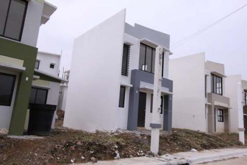 FOR SALE: House Manila Metropolitan Area > Quezon 5