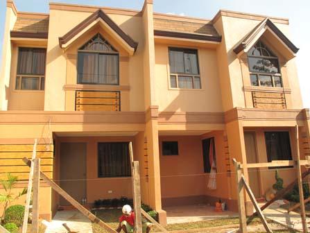 FOR SALE: House Manila Metropolitan Area > Quezon