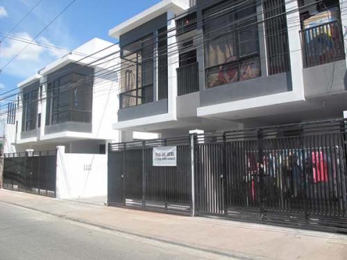 FOR SALE: House Manila Metropolitan Area > Quezon 21