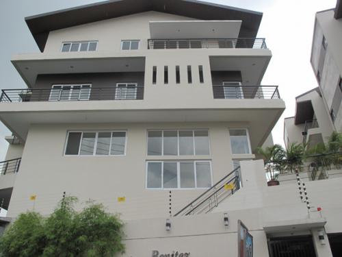 FOR SALE: House Manila Metropolitan Area > Quezon