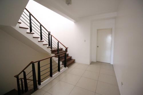 FOR SALE: House Manila Metropolitan Area > Quezon 9