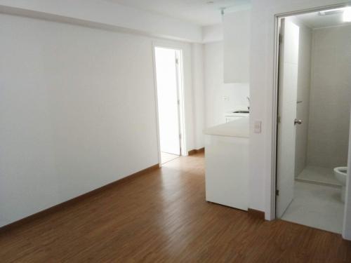 FOR SALE: Apartment / Condo / Townhouse Manila Metropolitan Area > Mandaluyong 2