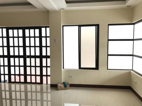 FOR SALE: House Laguna > Sta Rosa 2