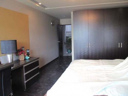 FOR SALE: Apartment / Condo / Townhouse Manila Metropolitan Area > Quezon 10