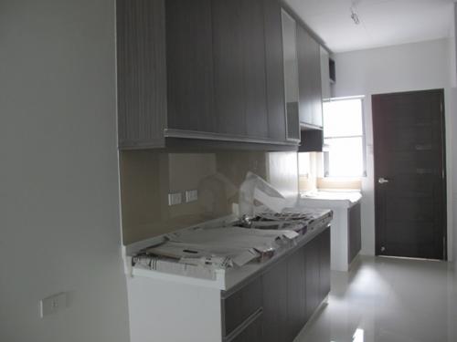 FOR SALE: Apartment / Condo / Townhouse Manila Metropolitan Area > Quezon 2