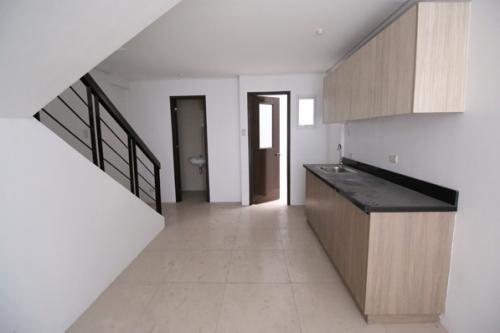 FOR SALE: Apartment / Condo / Townhouse Manila Metropolitan Area > Quezon 7