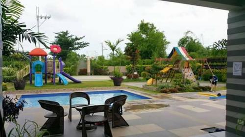 FOR SALE: Apartment / Condo / Townhouse Manila Metropolitan Area > Las Pinas 3