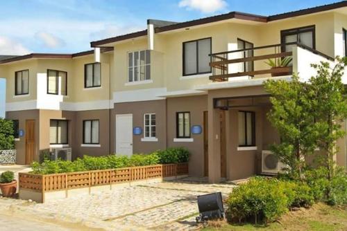 FOR SALE: Apartment / Condo / Townhouse Cavite 1