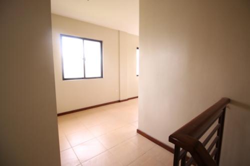 FOR SALE: Apartment / Condo / Townhouse Manila Metropolitan Area > Pasig 10
