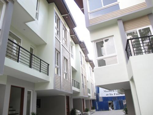 FOR SALE: Apartment / Condo / Townhouse Manila Metropolitan Area > Quezon