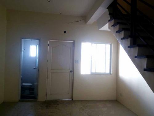 FOR SALE: Apartment / Condo / Townhouse Quezon 6
