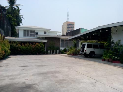 FOR SALE: Office / Commercial / Industrial Manila Metropolitan Area > Quezon