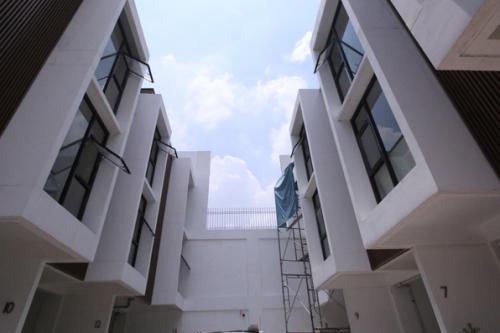 FOR SALE: Apartment / Condo / Townhouse Manila Metropolitan Area > Quezon