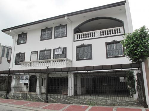 FOR SALE: Apartment / Condo / Townhouse Manila Metropolitan Area > Quezon