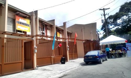 FOR SALE: Apartment / Condo / Townhouse Manila Metropolitan Area > Quezon 3