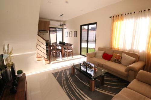 FOR SALE: Apartment / Condo / Townhouse Manila Metropolitan Area > Quezon 3