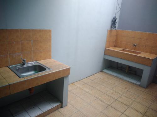 FOR SALE: Apartment / Condo / Townhouse Manila Metropolitan Area > Quezon 5
