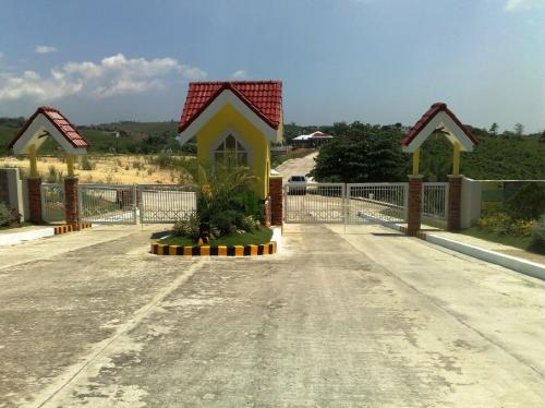 PRICE PER SQ.M.Supreme Lot- P 13,000/sq.m. 