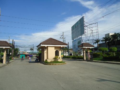 Vista Grande Subd. Phase 1, Fully developed, Located at Bulacao Talisay city, with complete amenities & facilities.  A few remaining inventory lots for sale in Phase 1A-2, @ P12,320/sq.m.( vat inclusive) Lot area 536sq.m, walking distance from entrance ga