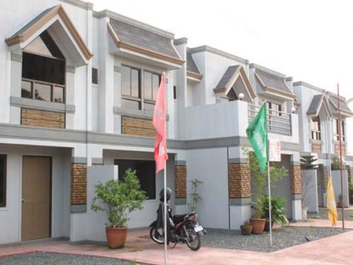 FOR SALE: Apartment / Condo / Townhouse Manila Metropolitan Area > Quezon 5