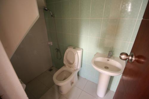 FOR SALE: Apartment / Condo / Townhouse Manila Metropolitan Area > Pasig 4