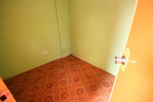 FOR SALE: Apartment / Condo / Townhouse Manila Metropolitan Area > Quezon 4