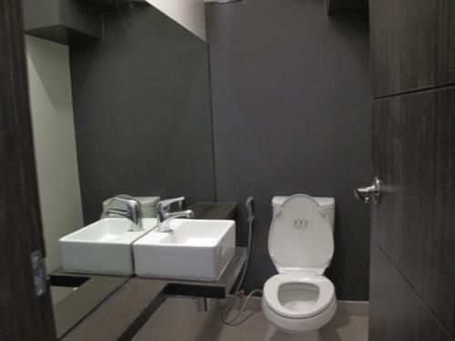 FOR SALE: Apartment / Condo / Townhouse Manila Metropolitan Area > Quezon 1