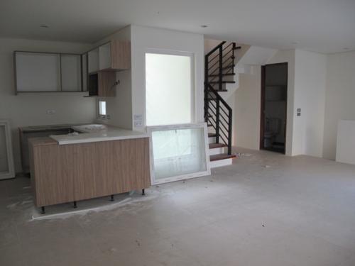 FOR SALE: Apartment / Condo / Townhouse Manila Metropolitan Area > Quezon 3
