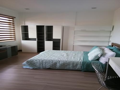FOR SALE: Apartment / Condo / Townhouse Manila Metropolitan Area > San Juan 5