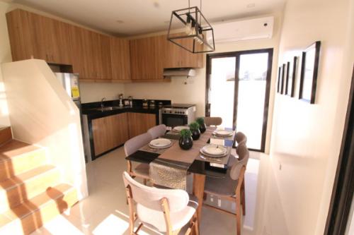 FOR SALE: Apartment / Condo / Townhouse Manila Metropolitan Area > Quezon 4