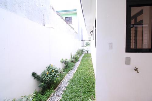 FOR SALE: Apartment / Condo / Townhouse Manila Metropolitan Area > Quezon 4
