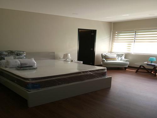 FOR SALE: Apartment / Condo / Townhouse Manila Metropolitan Area > San Juan 7
